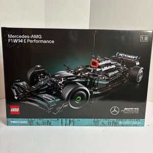 LEGO Technic Mercedes AMG F1 W14 1:8 Scale Model 42171 1642 Pieces